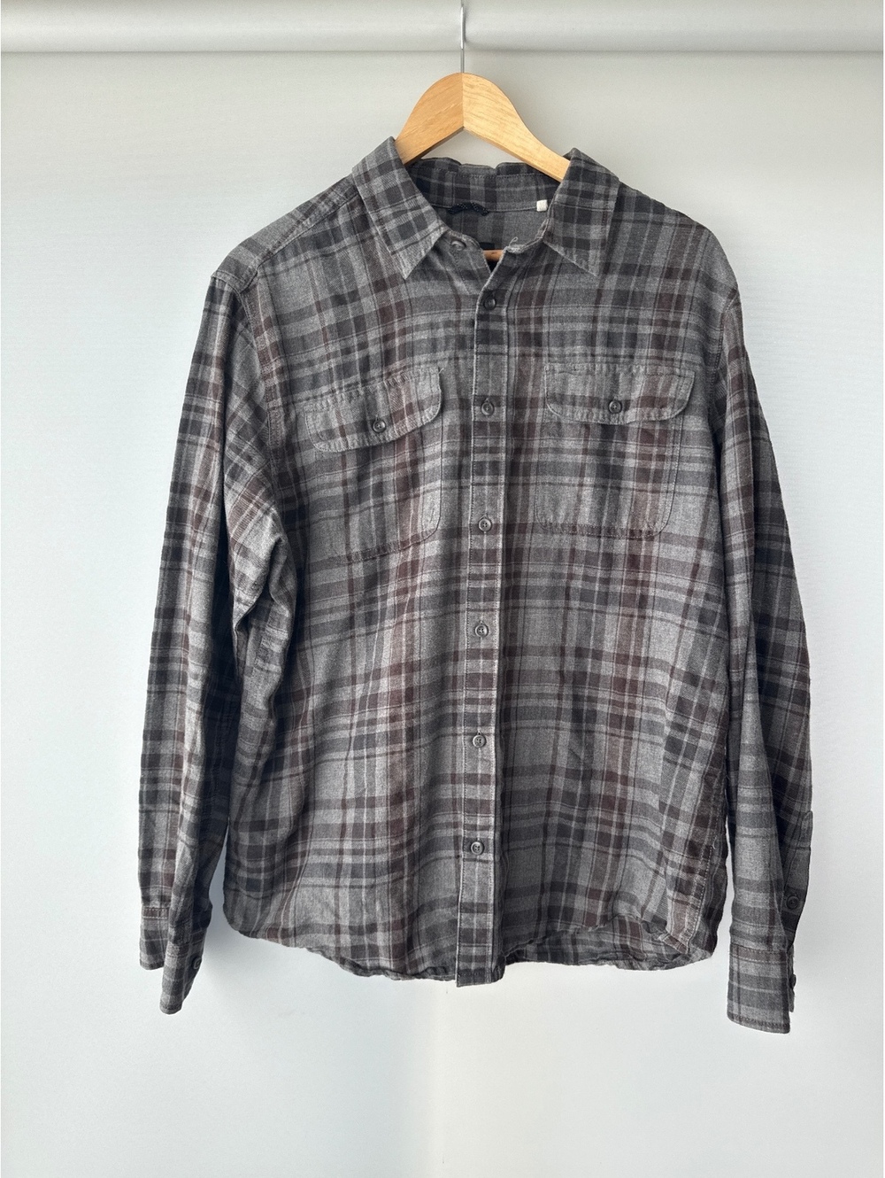 prAna Men's Medium Gray and Brown Plaid Button-Up Shirt